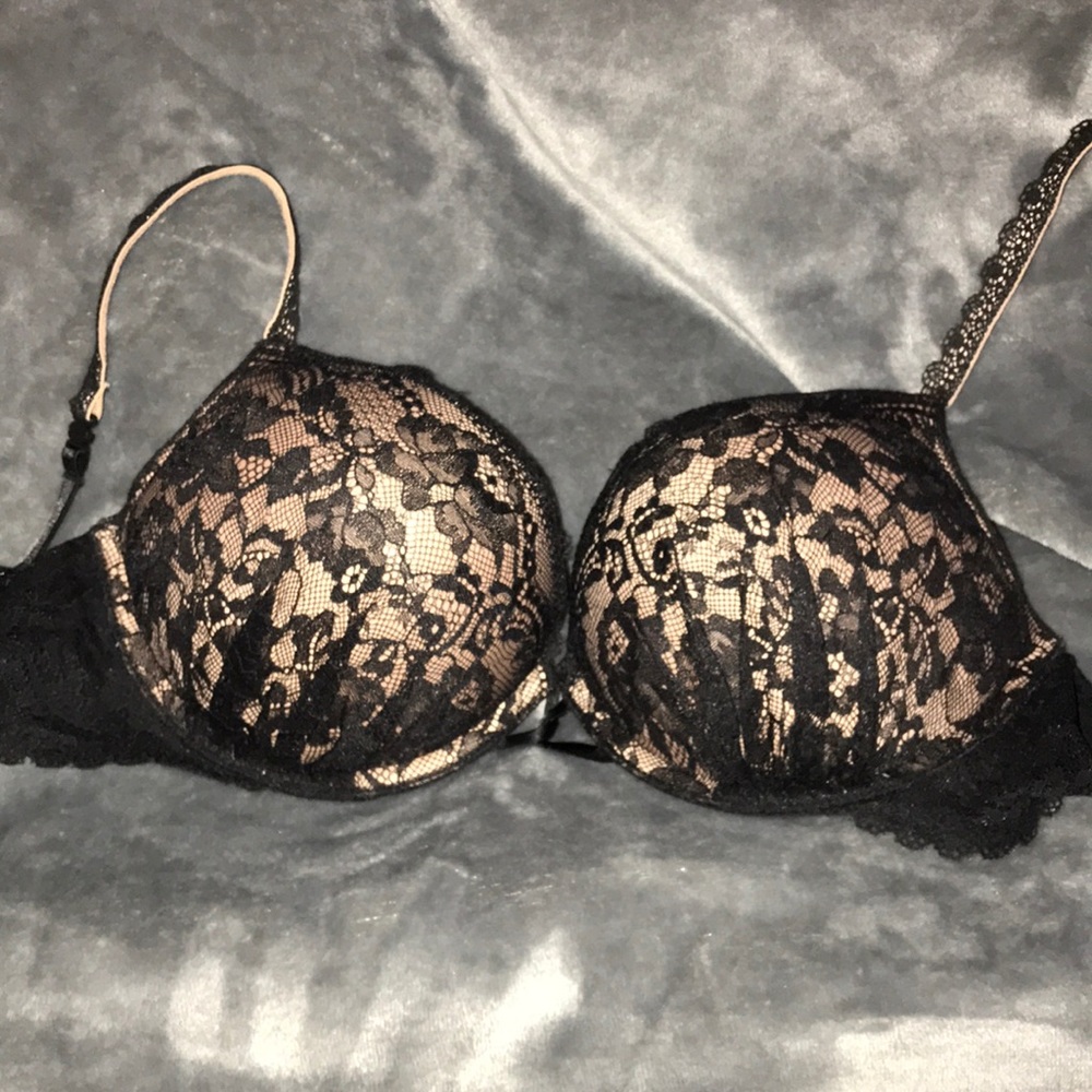 Victoria secret bombshell bra!!!